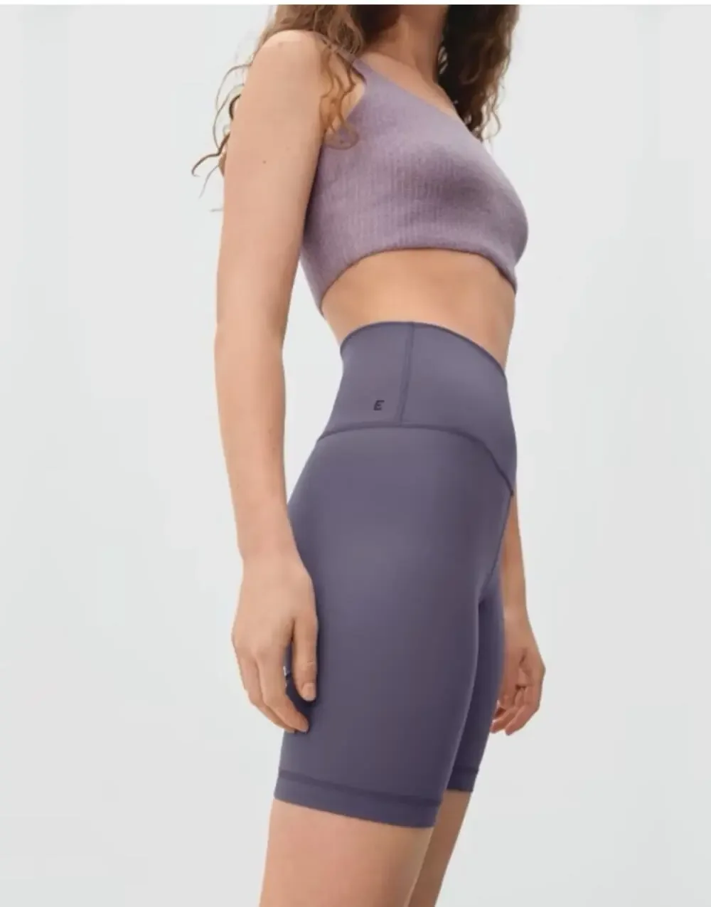 Everlane Perform High Waisted Bike Shorts Lavender S